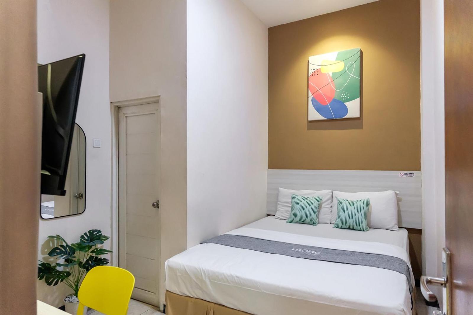ホテル Mono Coliving Kertajaya Syariah, Sby スラバヤ エクステリア 写真