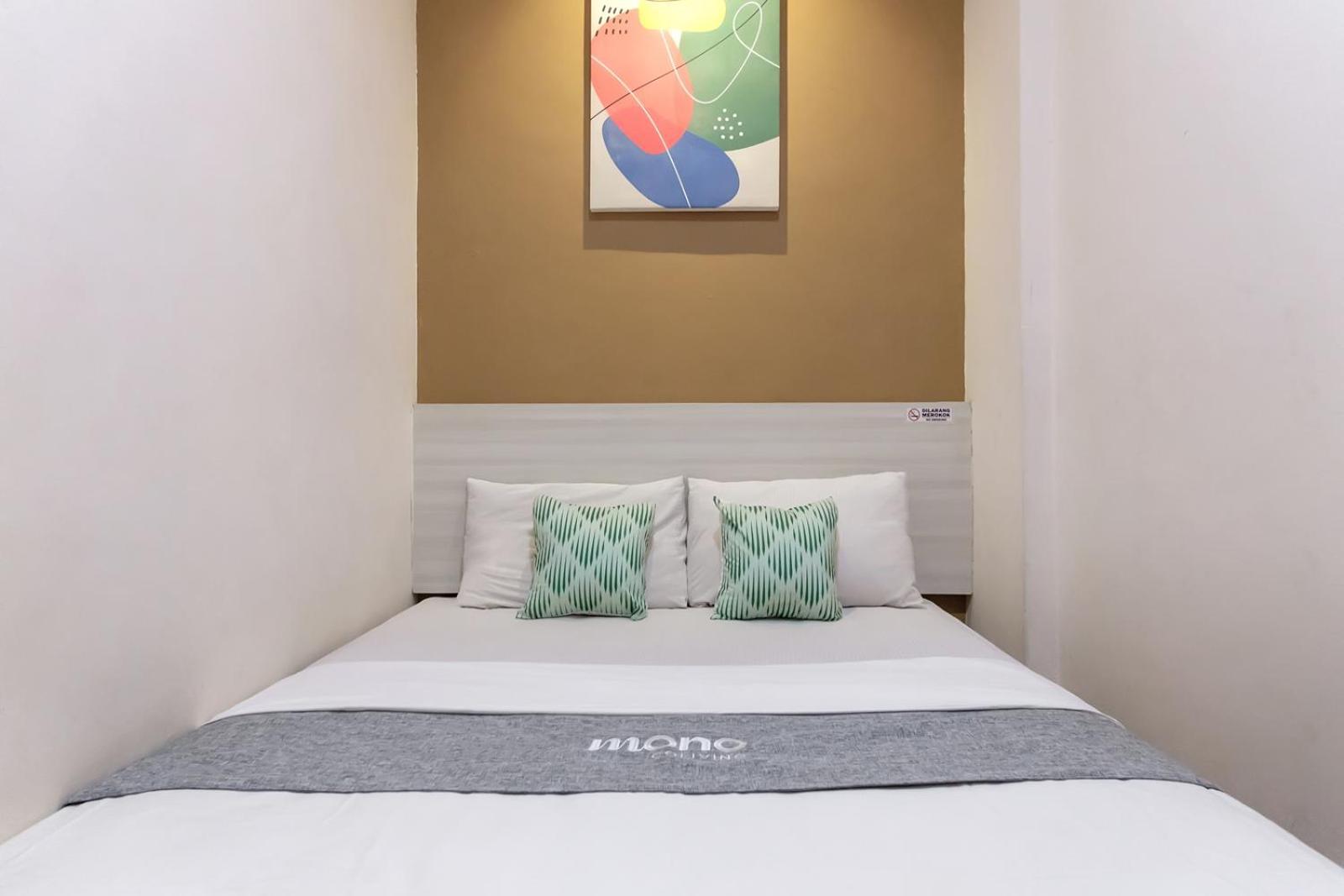 ホテル Mono Coliving Kertajaya Syariah, Sby スラバヤ エクステリア 写真